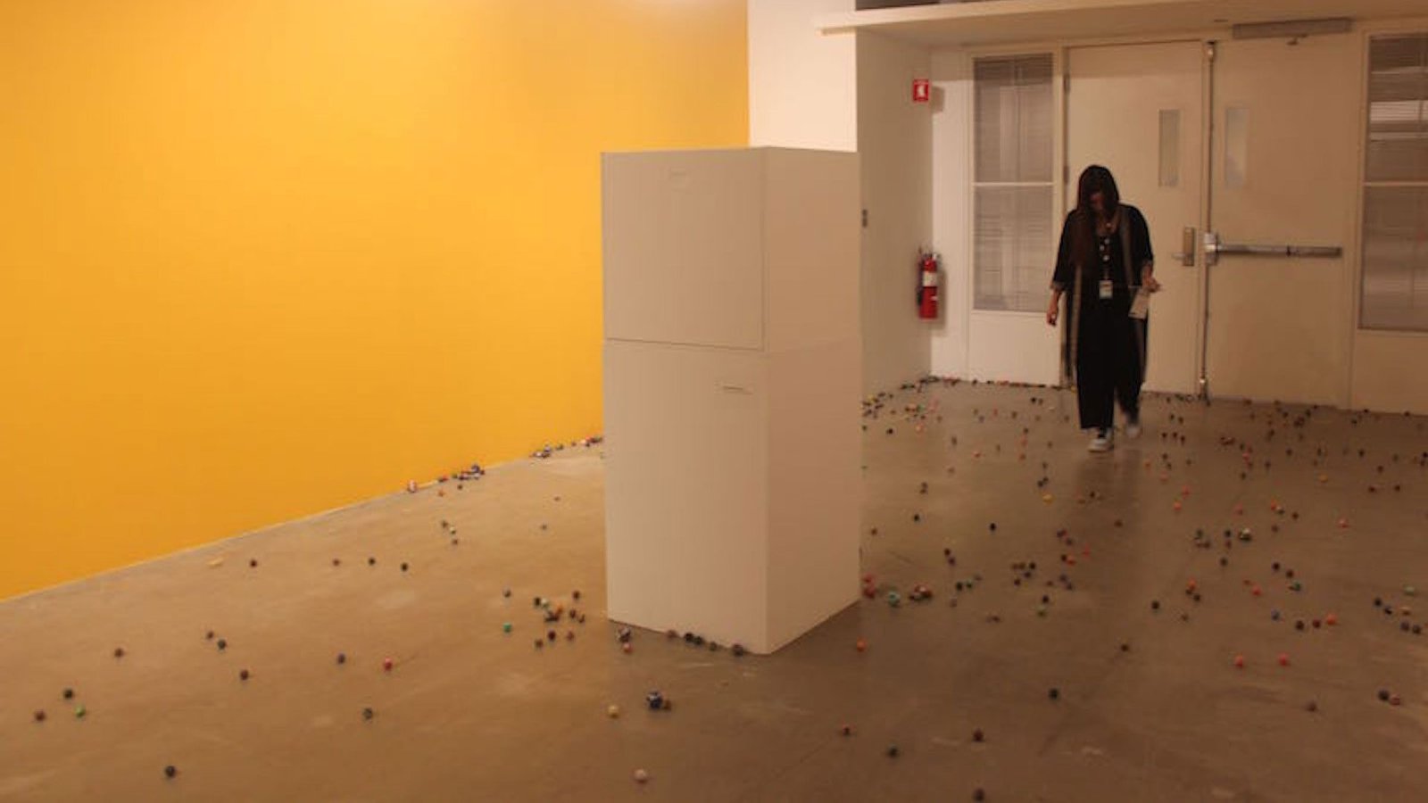 WhiteCube1